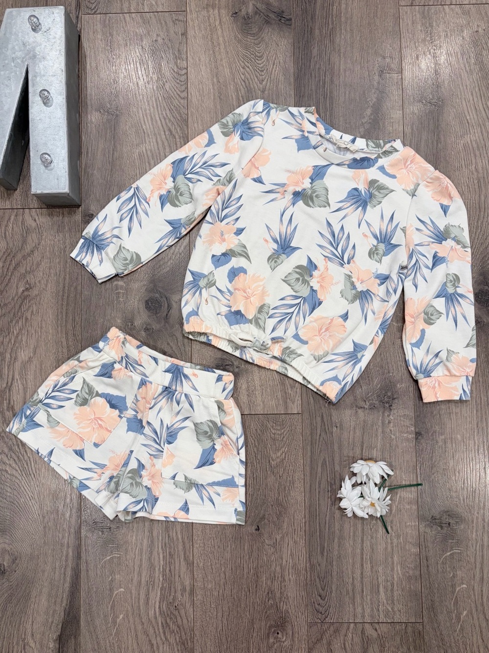 Jessica Simpson Tropical Matching Set